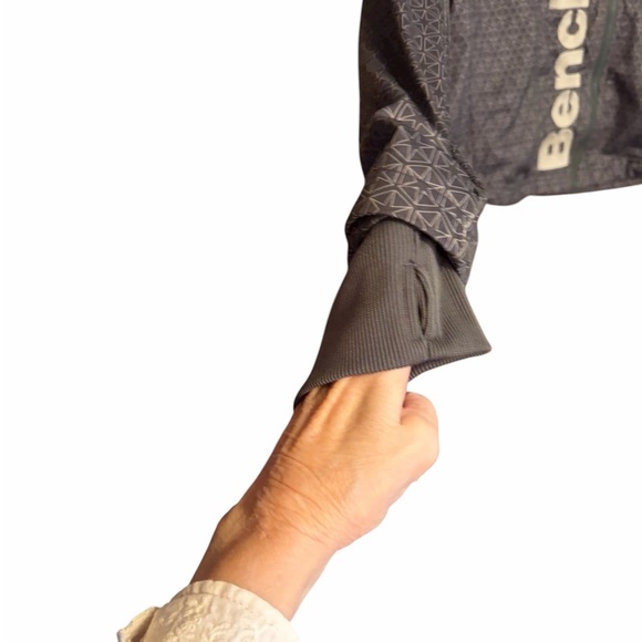 Bench Women's Asymmetric Zip-Up Jacket-Size Medium-Zip up-Embroidered Logo - Picture 7 of 13